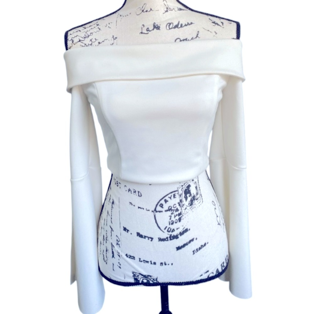 Elegant White Off-Shoulder Crisp Structured Chic Crop Top Dramatic Bell Sleeves